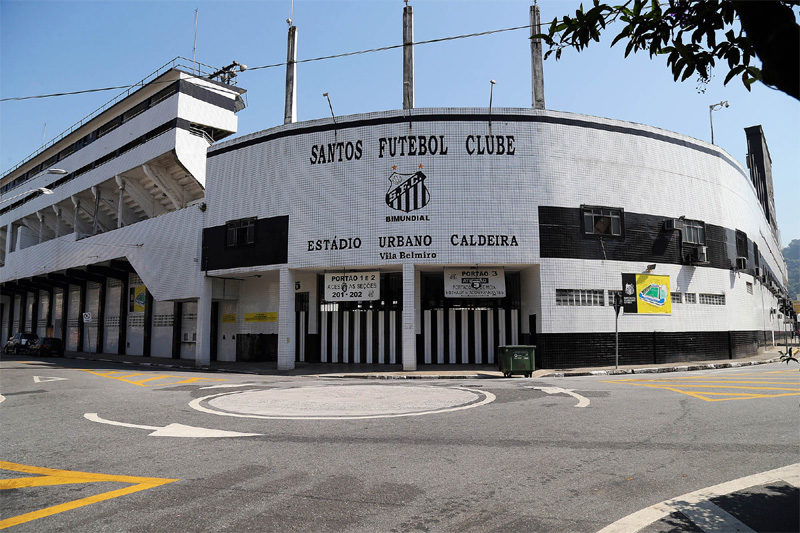 Vila Belmiro - Estádio Urbano Caldeira. “A vila mais famosa do Mundo”